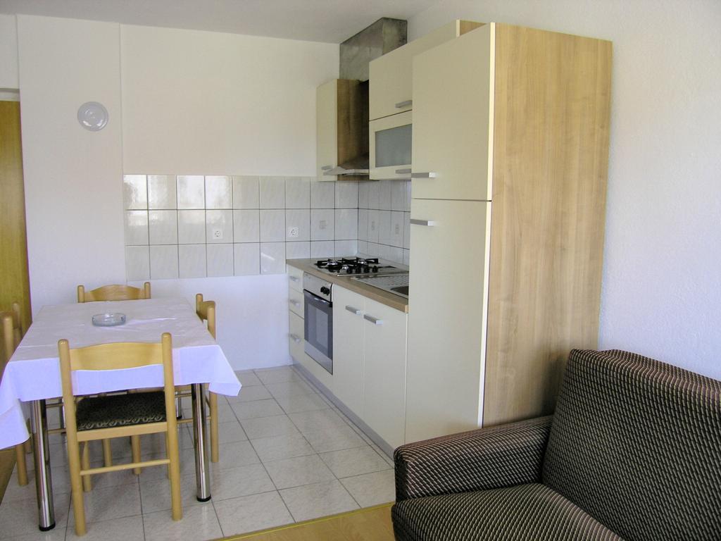 كرك Zahija Apartment الغرفة الصورة